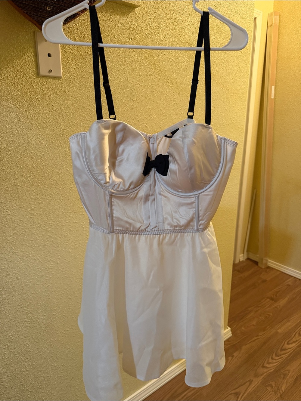 Victoria's Secret White Satin Bustier Chemise with Black Straps